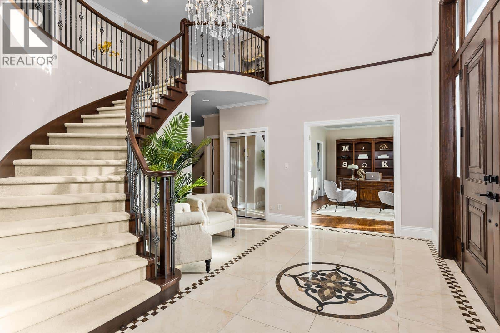 6968 CHURCHILL STREET — Vancouver, British Columbia - Photo 4 of 32