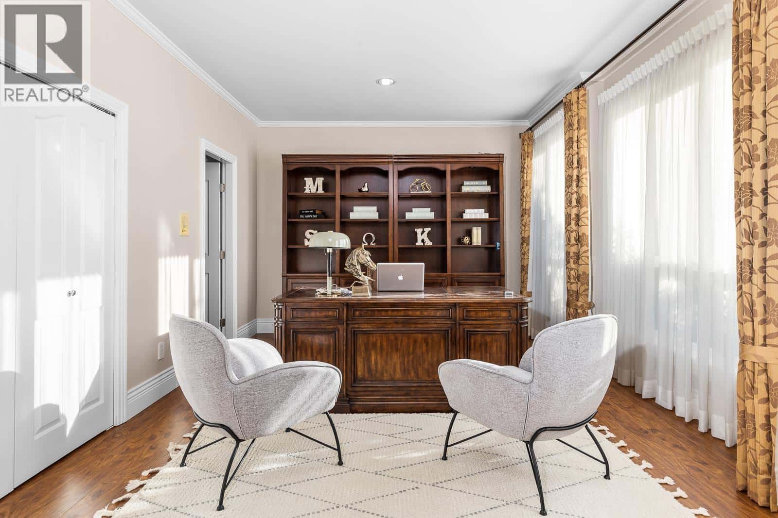 6968 CHURCHILL STREET — Vancouver, British Columbia - Photo 5 of 32