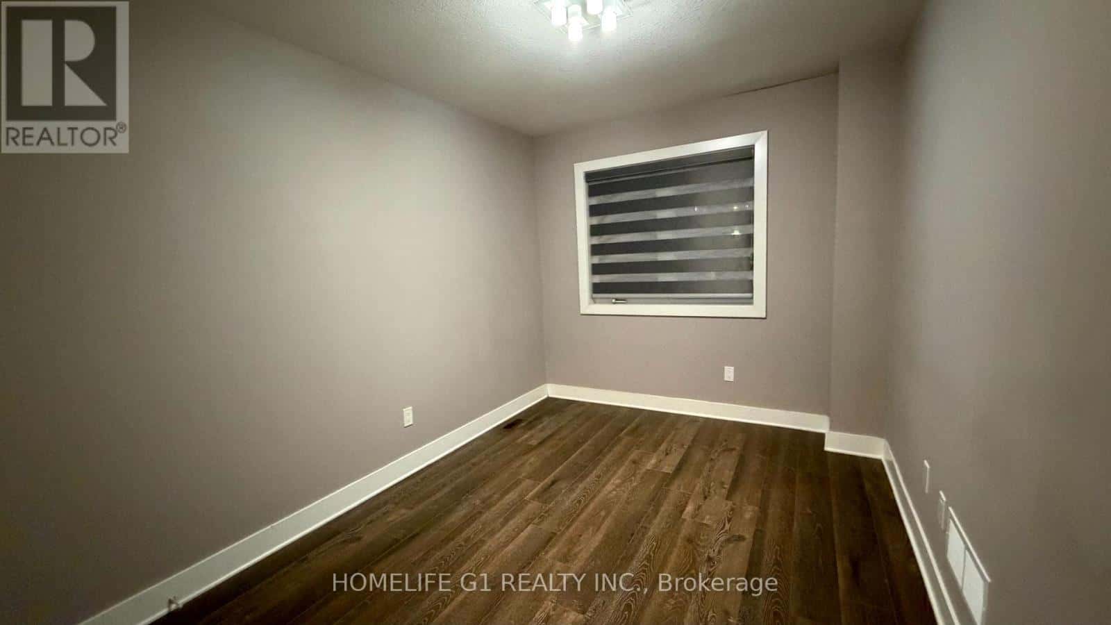 16 - 2621 HOLBROOK DRIVE — London South (South A) - Photo 2 of 23