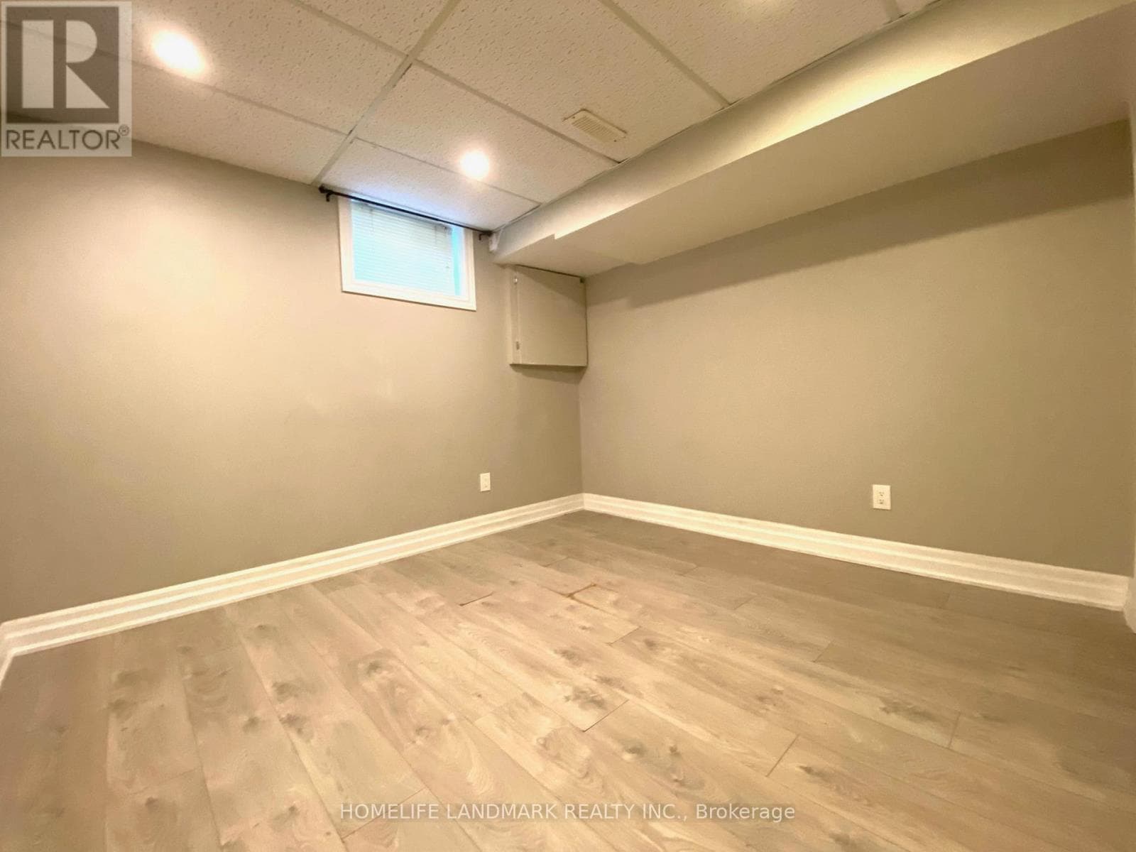 Mississauga (Applewood) — Mississauga (Applewood) - Main photo