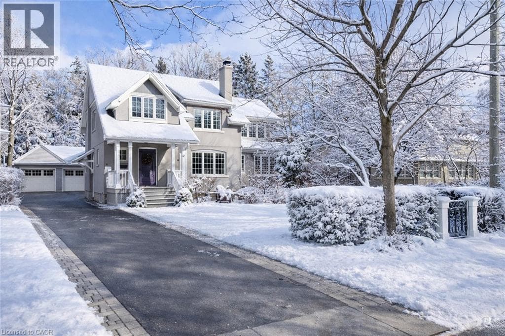 247 DOUGLAS Avenue — Oakville, Ontario - Main photo