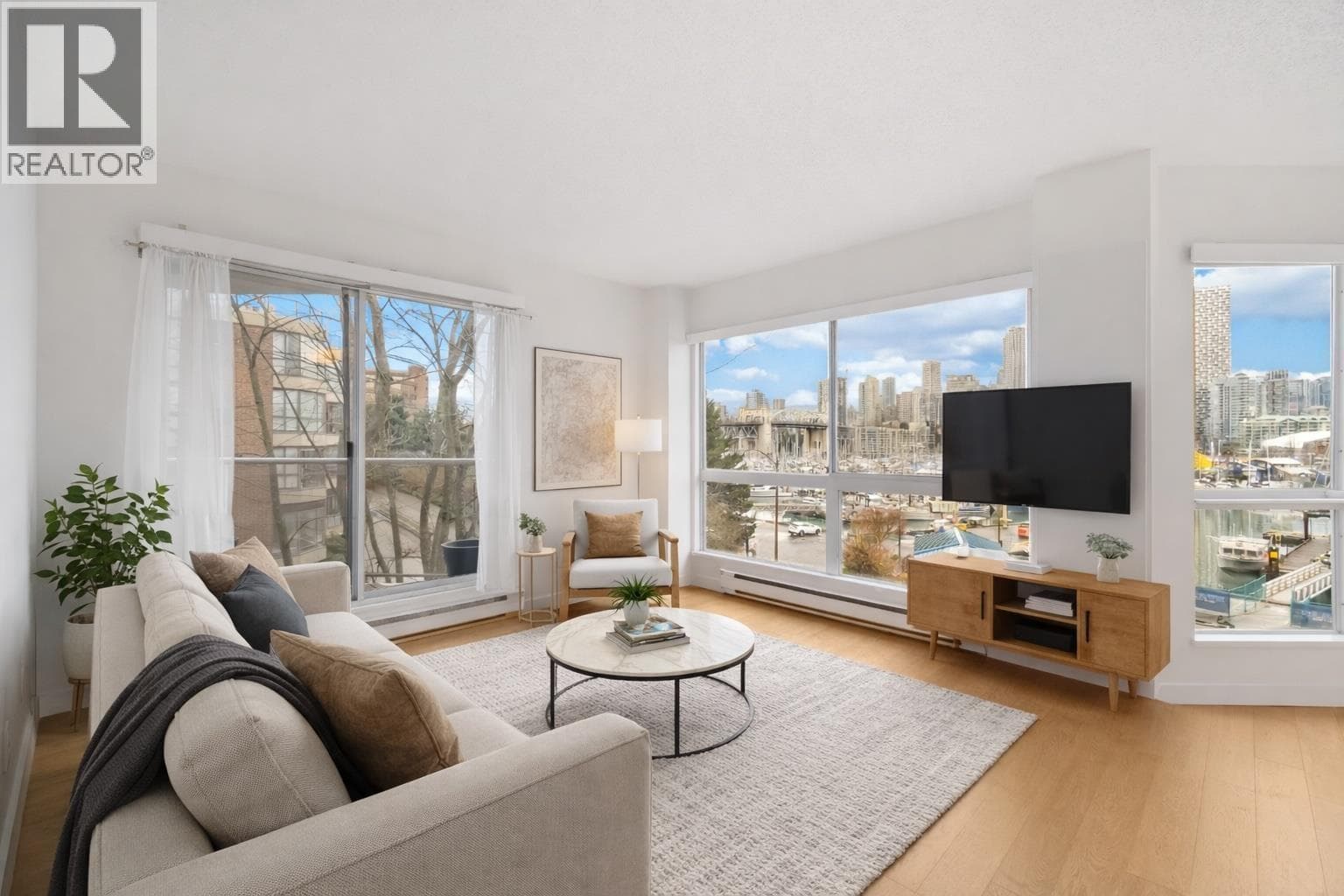 406 1510 W 1ST AVENUE — Vancouver, British Columbia - Main photo