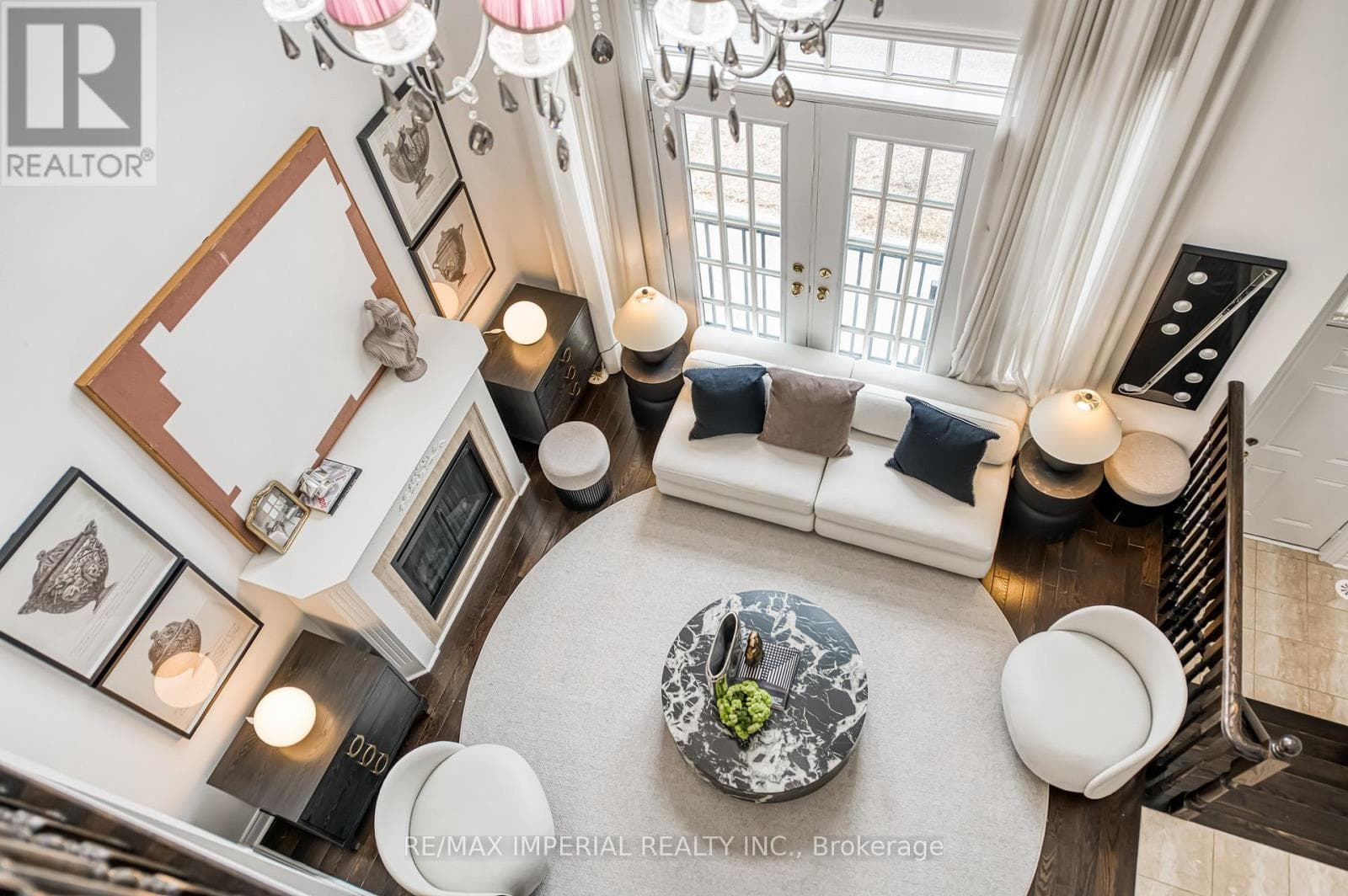 21 MACKENZIE'S STAND AVENUE — Markham (Unionville), Ontario - Main photo