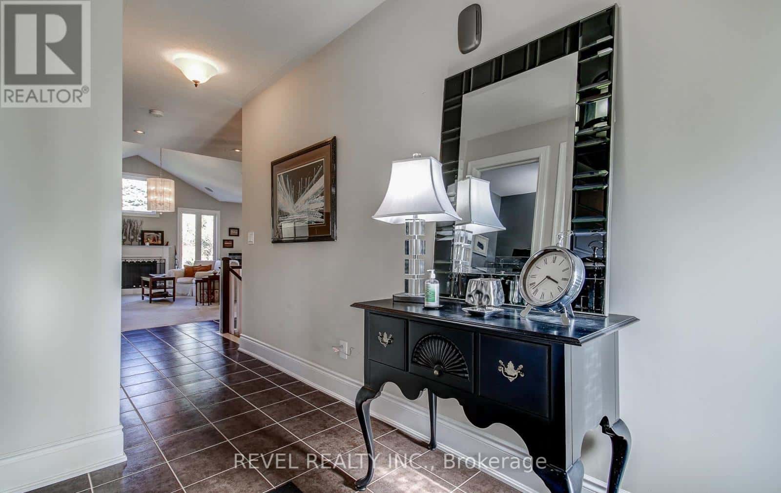 126 ABERFOYLE MILL CRESCENT — Puslinch (Aberfoyle), Ontario - Photo 3 of 30