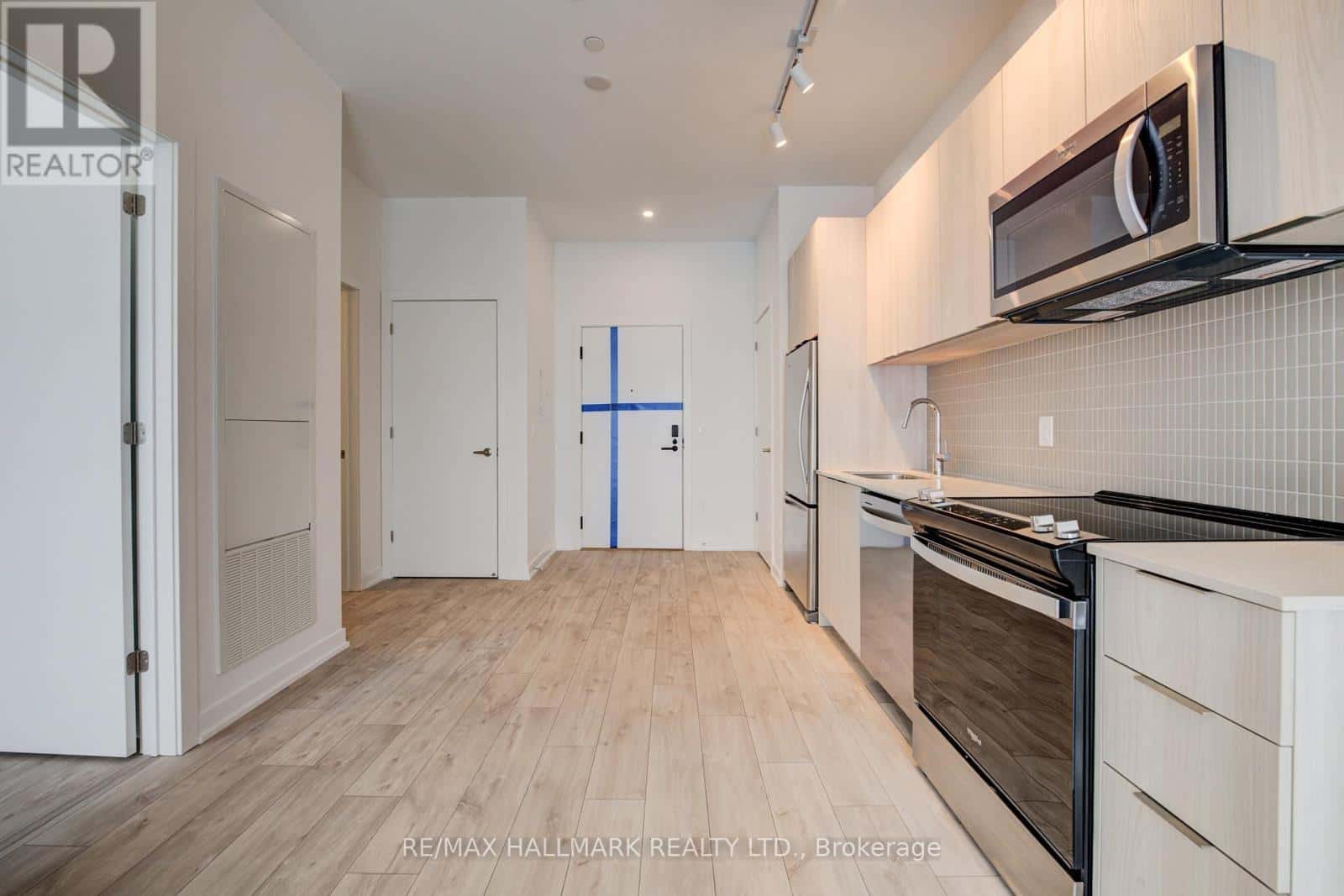 Milton (CB Cobban) — Milton (CB Cobban) - Photo 3 of 15