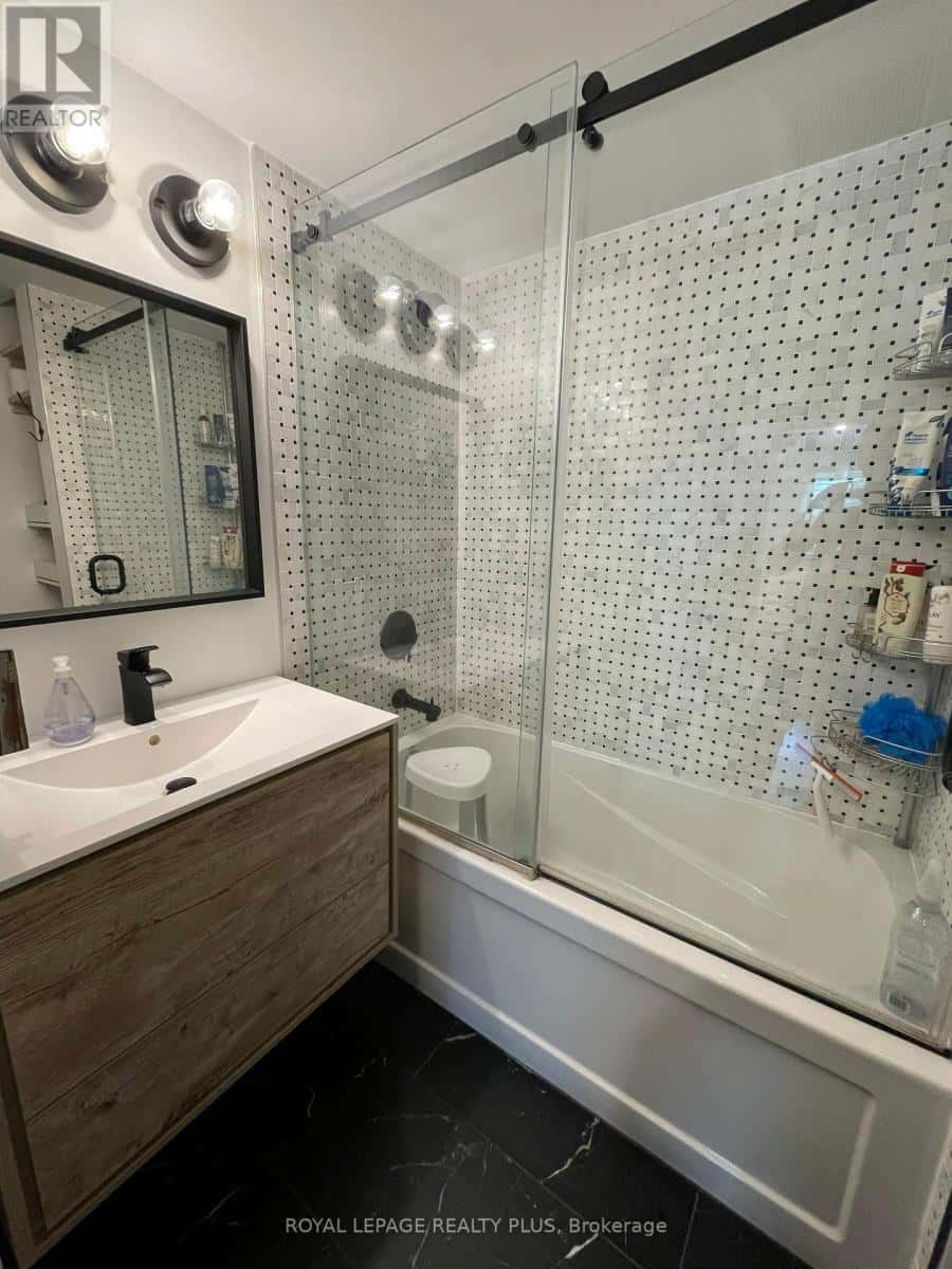 Toronto (Niagara) — Toronto (Niagara) - Photo 2 of 17