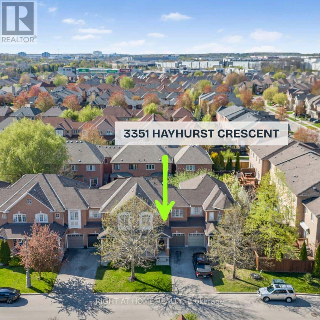 3351 HAYHURST CRESCENT — Oakville (BR Bronte), Ontario - Photo 3 of 38