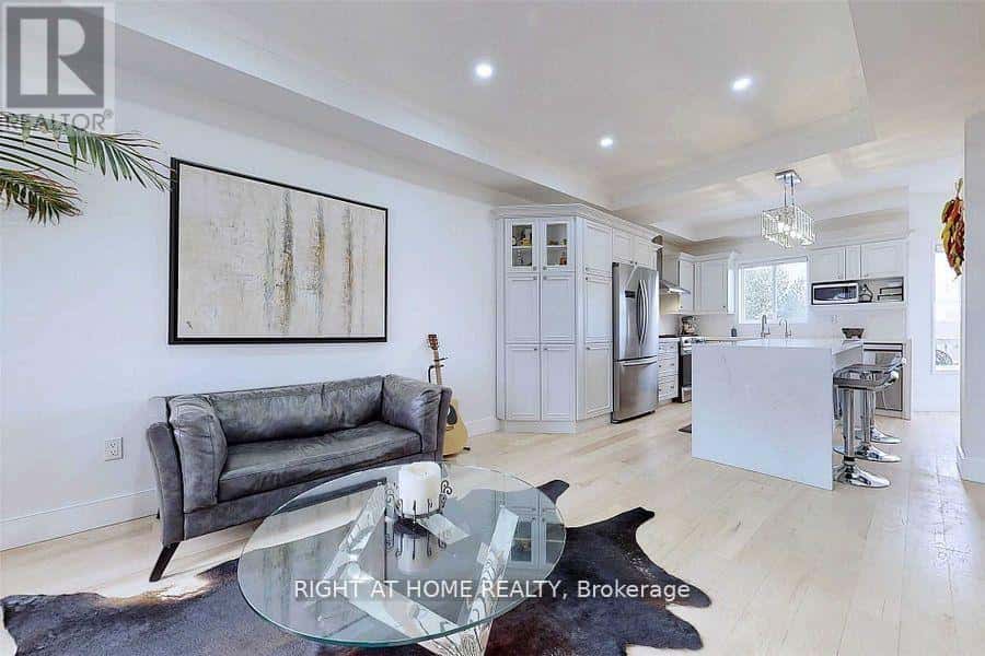 1269 GINA STREET — Innisfil (Alcona), Ontario - Photo 4 of 32