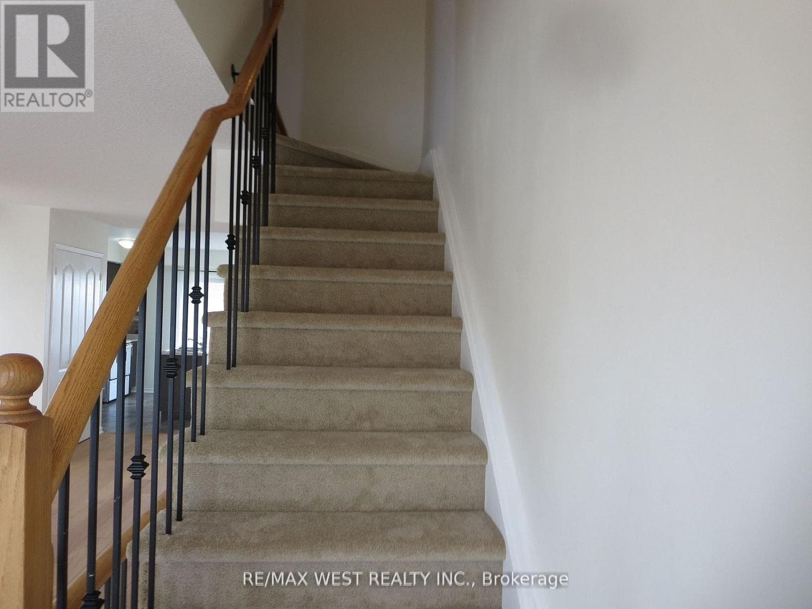 8 - 5615 OSCAR PETERSON BOULEVARD — Mississauga (Churchill Meadows) - Main photo