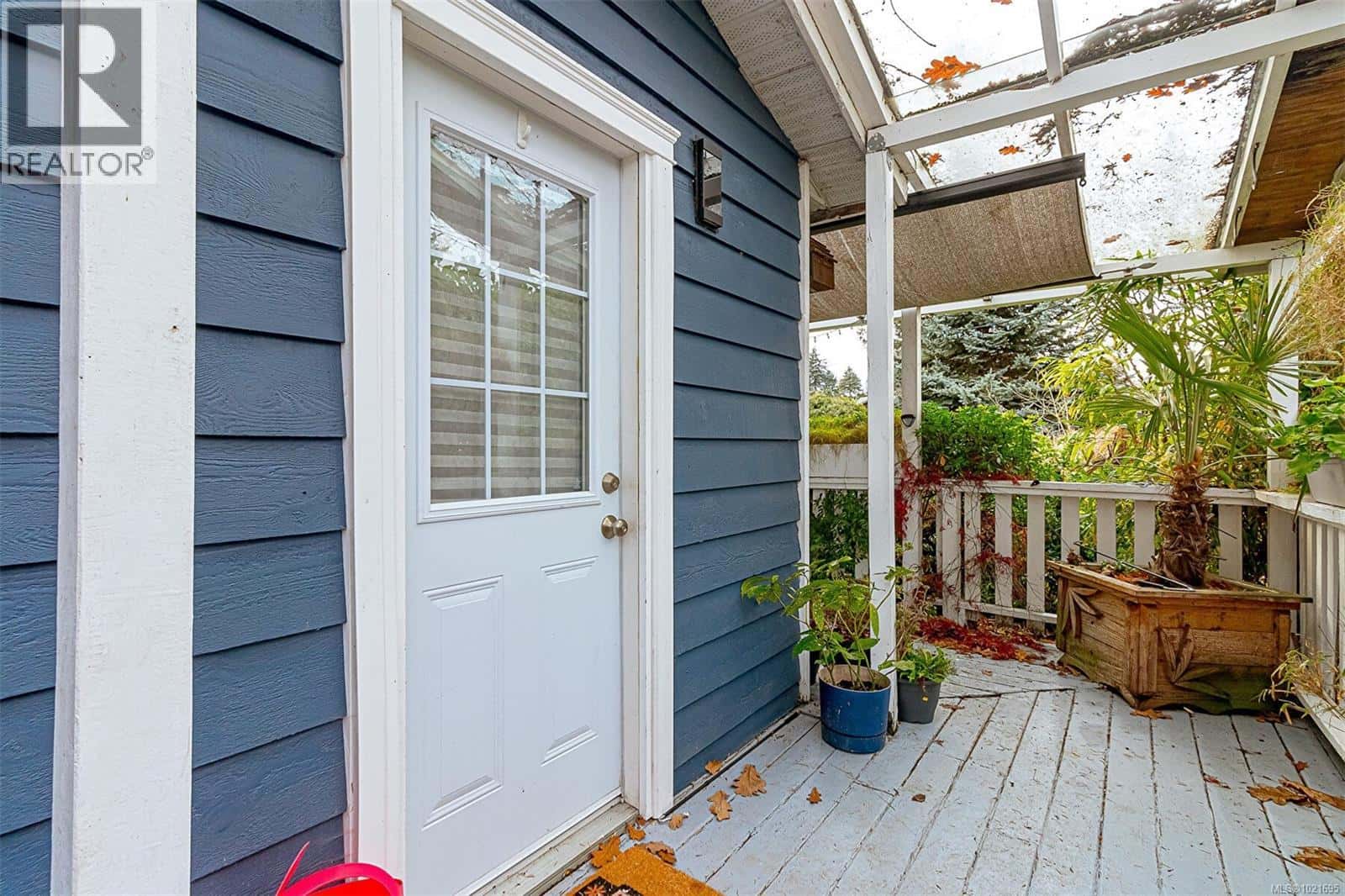 2118 Carmen Rd — Nanaimo, British Columbia - Photo 3 of 29