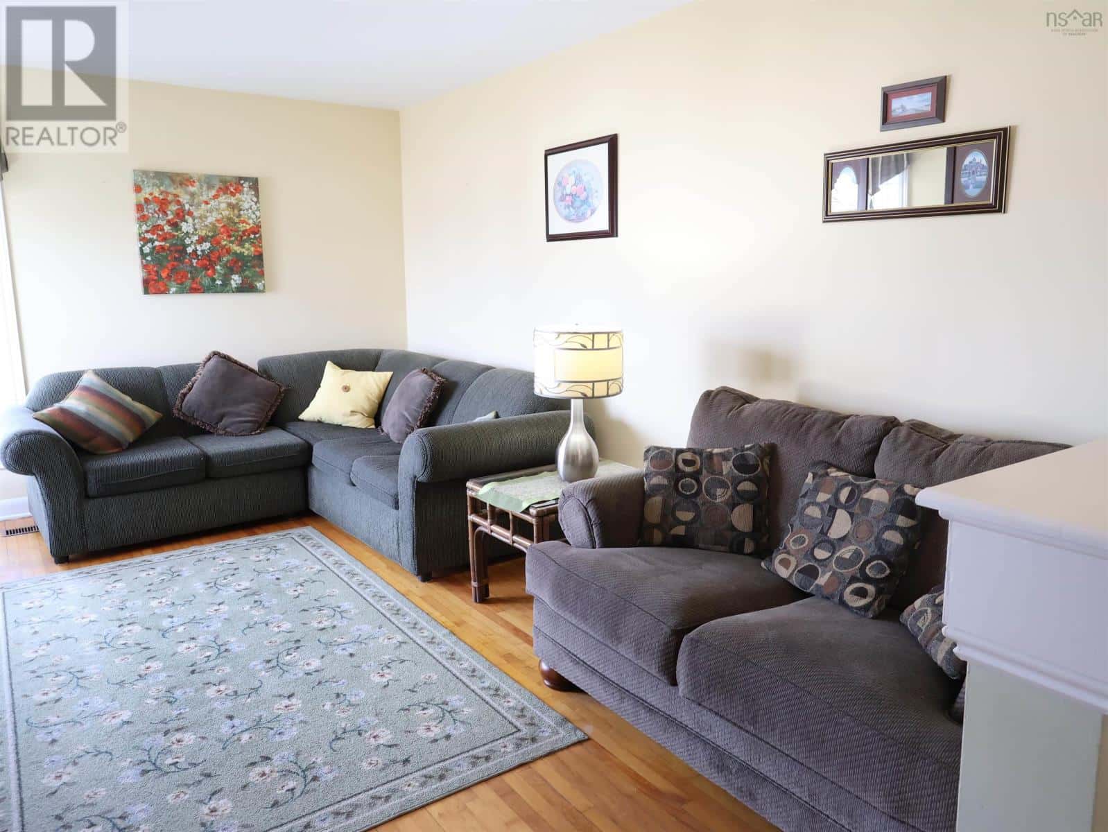 30 Harold Street — Sydney, Nova Scotia - Photo 5 of 32