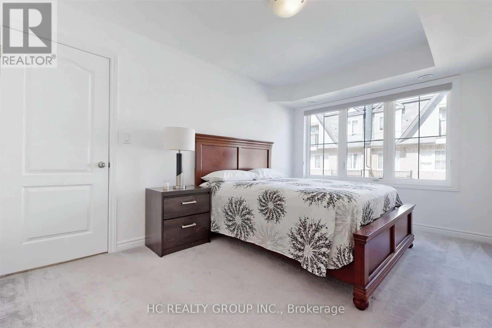 3RD FLOOR MASTERBEDROOM - 2-4 EATON PARK LANE — Toronto (L'Amoreaux) - Photo 5 of 6