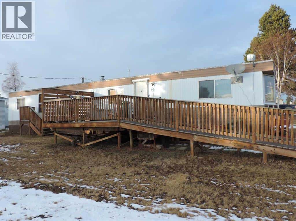 29, 4921 48 Avenue — Rimbey, Alberta - Photo 4 of 21