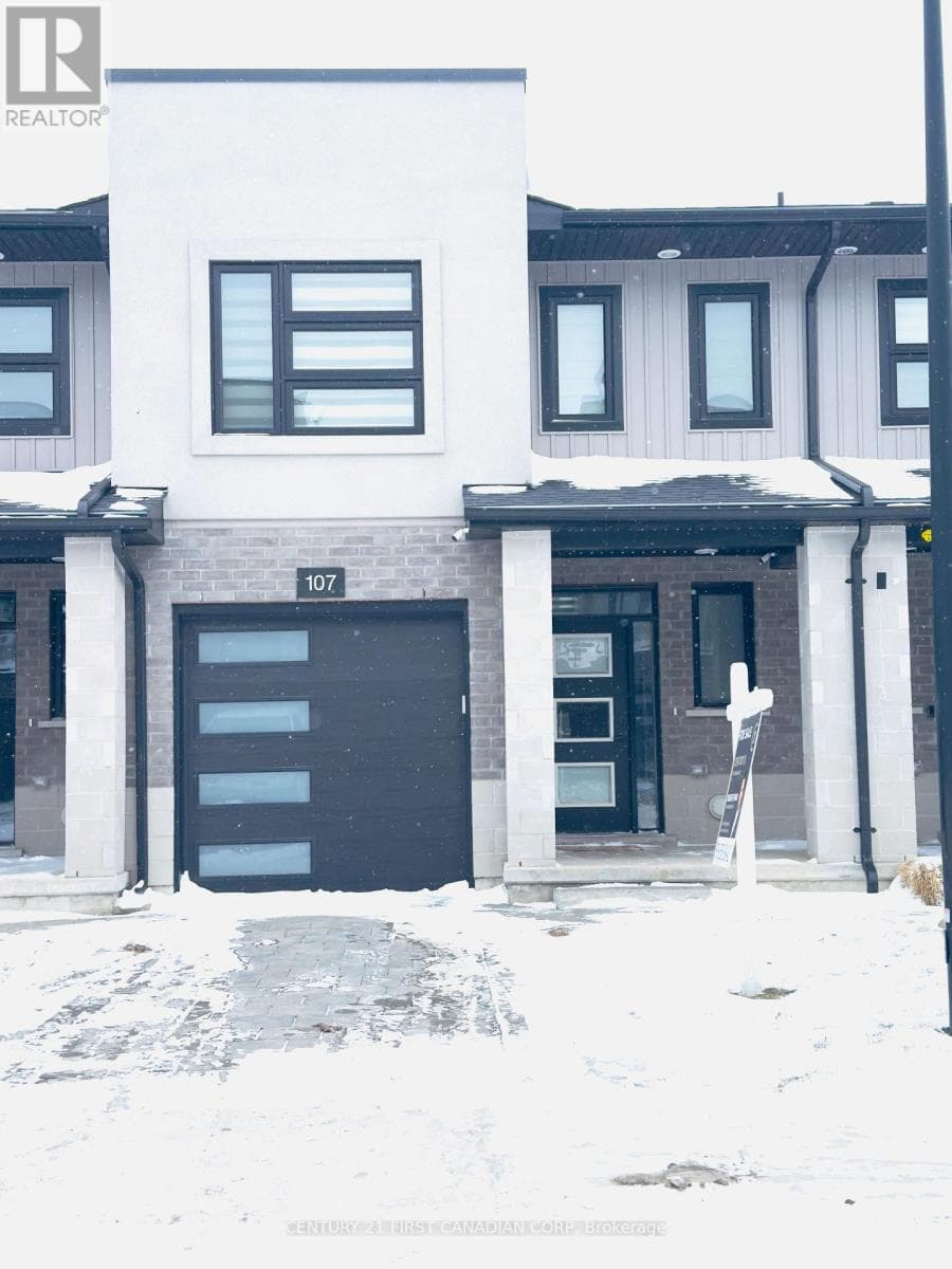 London South (South W) — London South (South W) - Main photo