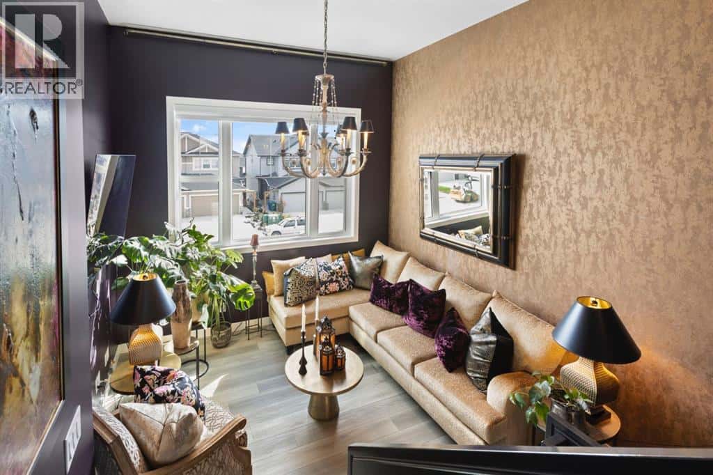 Cochrane — Cochrane - Photo 3 of 86