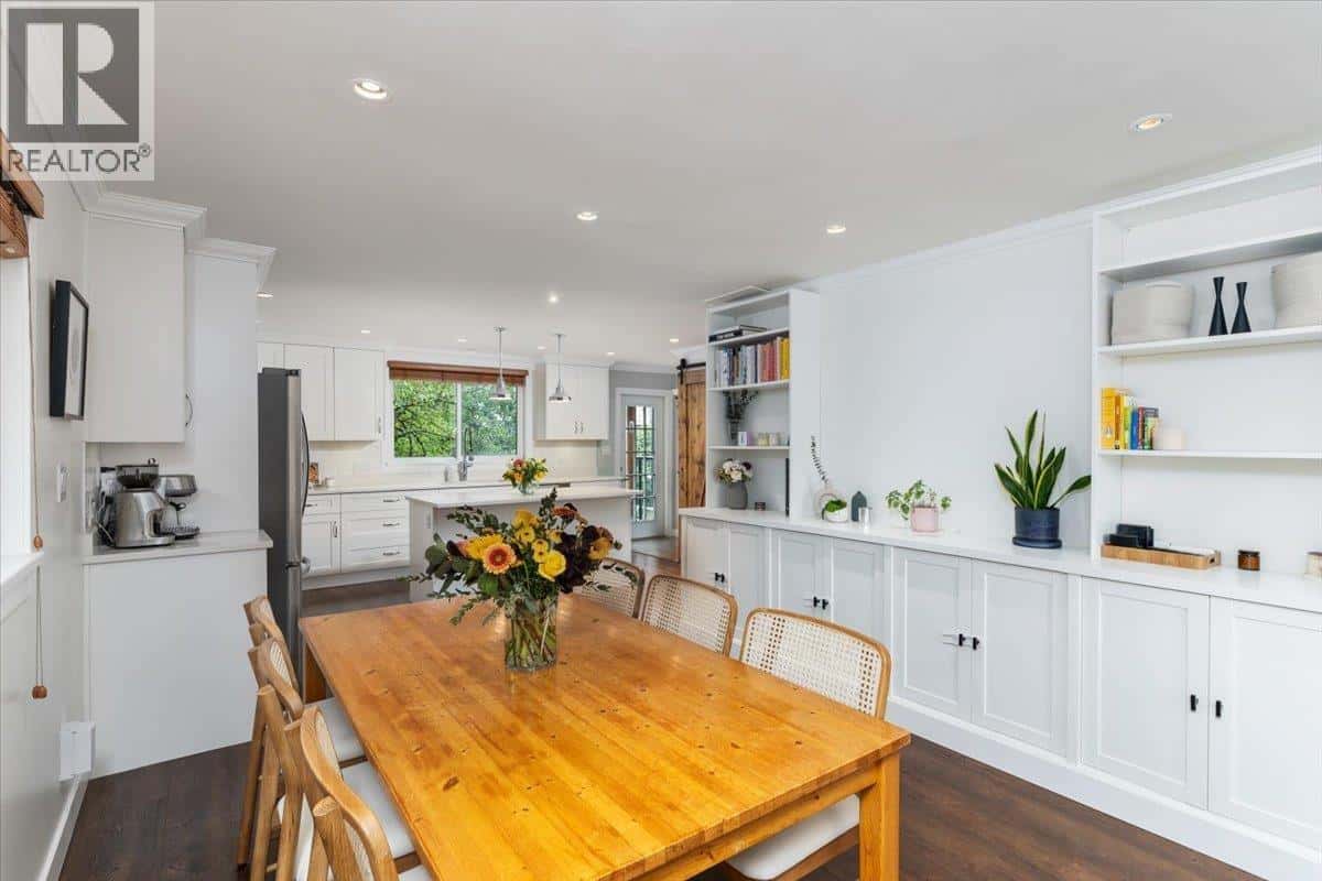 Vancouver — Vancouver - Photo 5 of 39