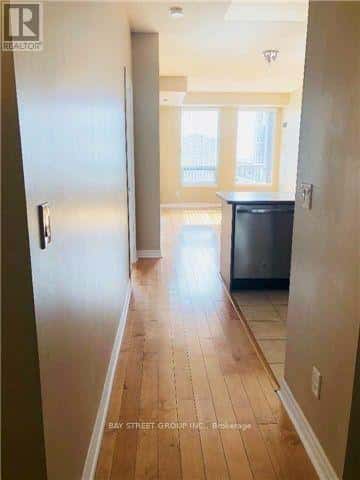 1101 - 388 PRINCE OF WALES DRIVE — Mississauga (City Centre) - Photo 5 of 15