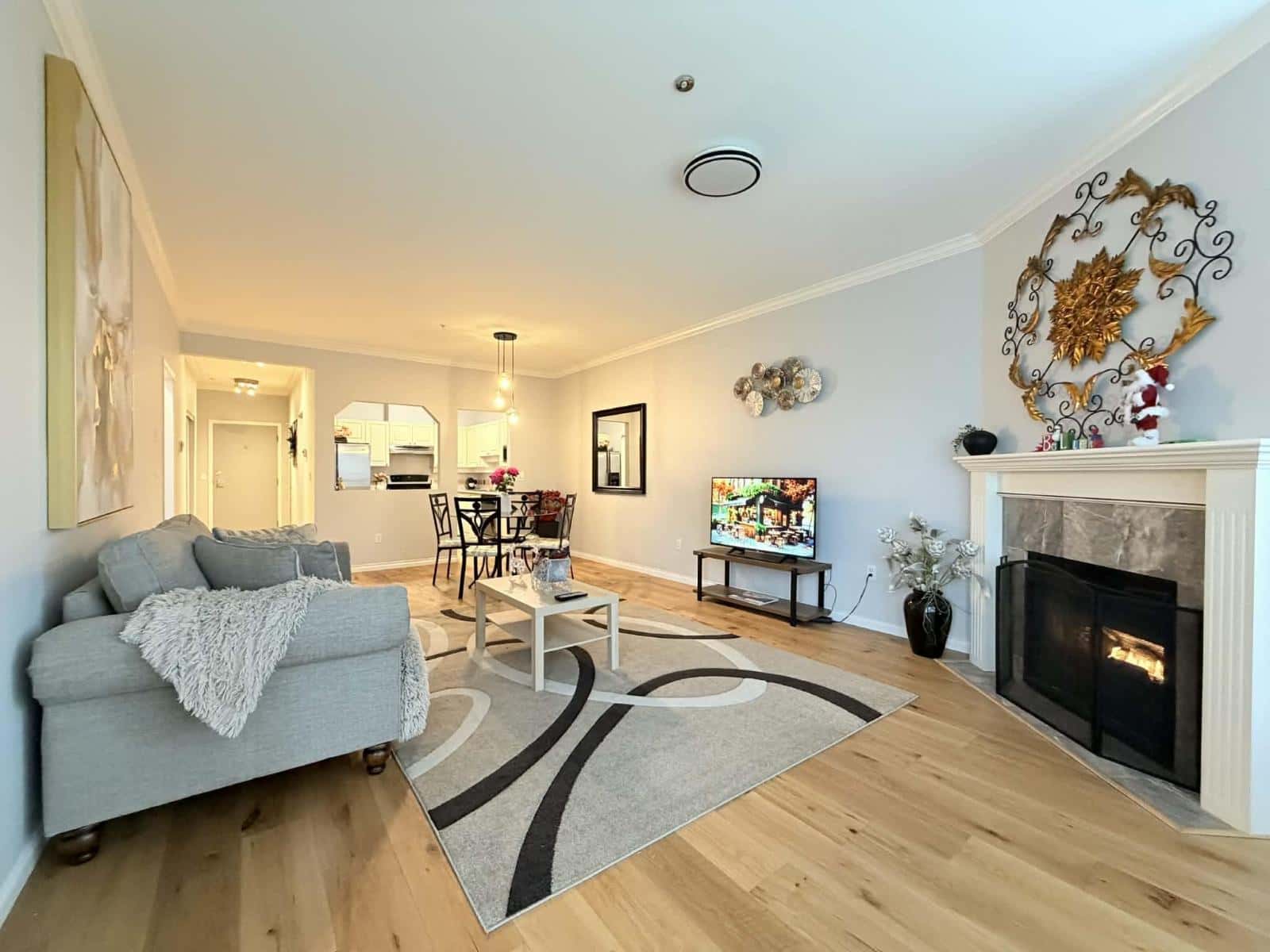 304 5646 200 STREET — Langley, British Columbia - Photo 3 of 31