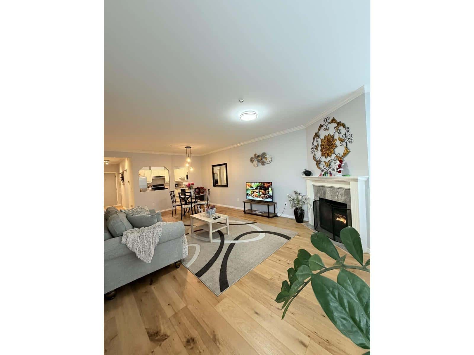 304 5646 200 STREET — Langley, British Columbia - Photo 5 of 31