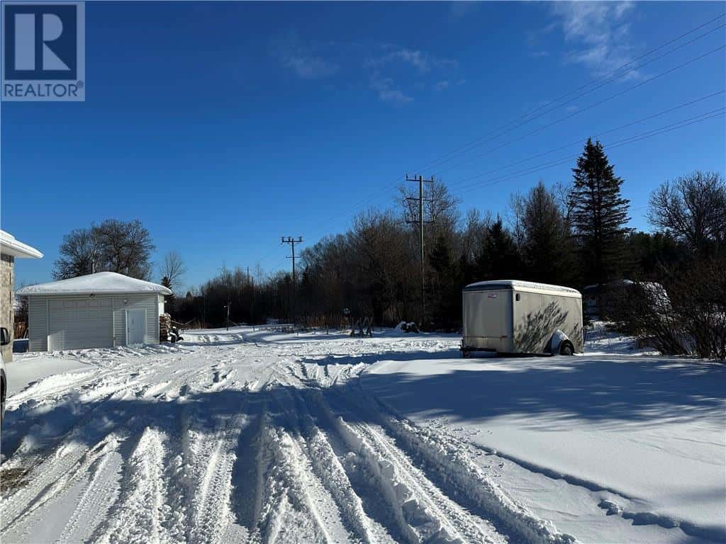 3510 Hwy 69 N — Greater Sudbury, Ontario - Photo 5 of 53