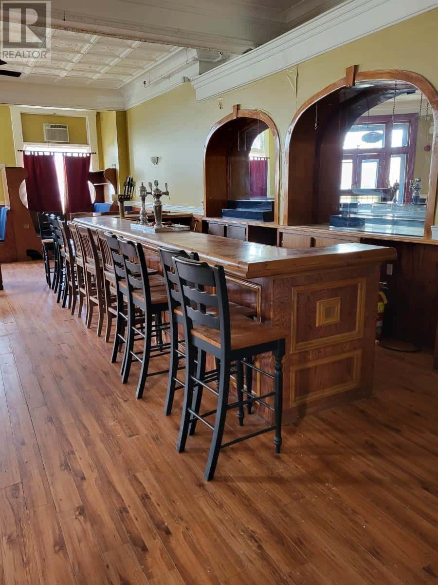 149 Main Street — Liverpool, Nova Scotia - Photo 4 of 16