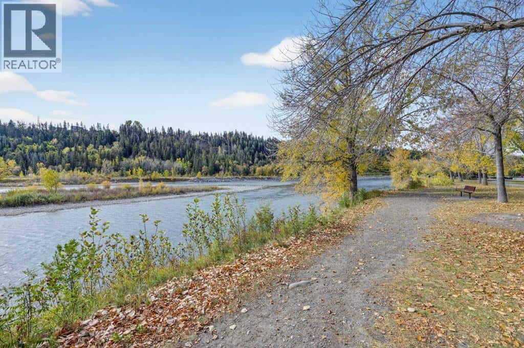 107, 3412 Parkdale Boulevard NW — Calgary, Alberta - Photo 2 of 23