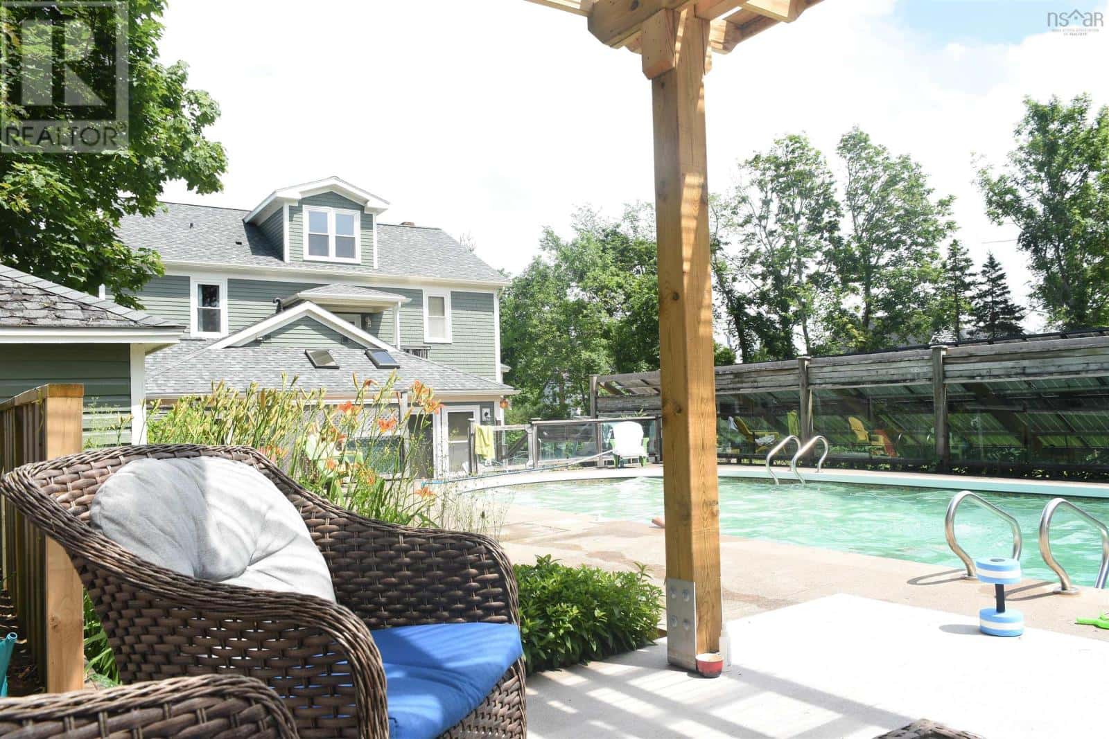 108 CHURCH STREET, ANTIGONISH, NOVA SCOTIA — Antigonish, Nova Scotia - Photo 4 of 28