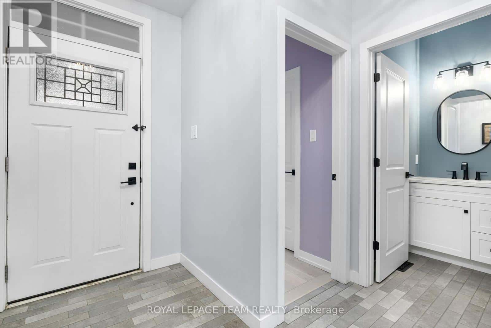 432 GIDRAN CIRCLE — Ottawa, Ontario - Photo 5 of 50