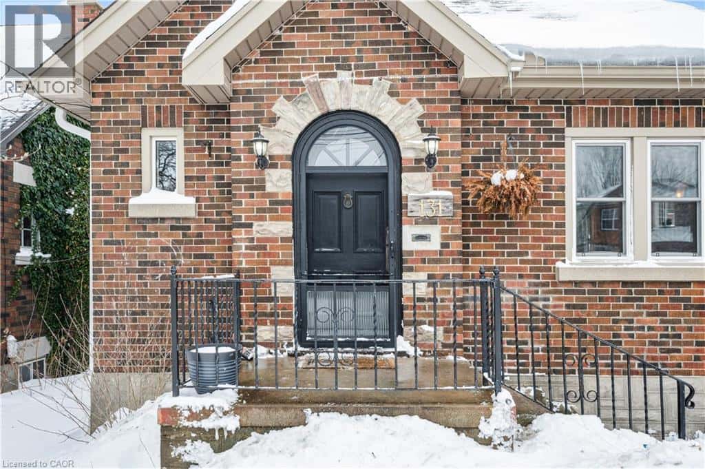 131 MILL Street — Kitchener, Ontario - Photo 4 of 48