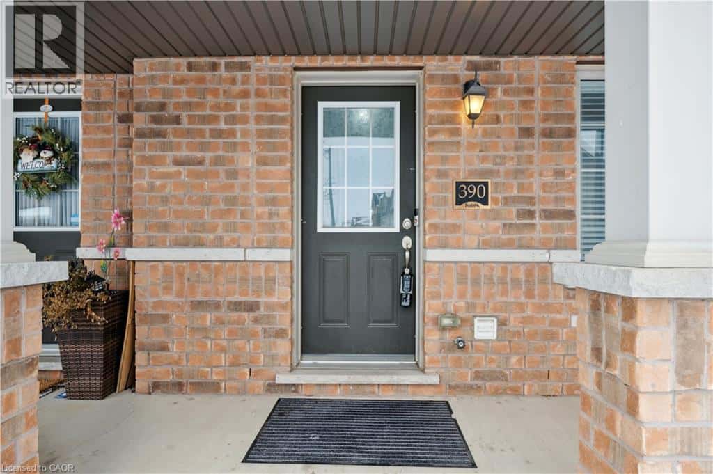 390 LINDEN Drive — Cambridge, Ontario - Photo 4 of 39