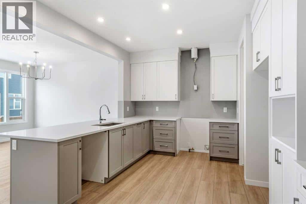 19815 44 Street SE — Calgary, Alberta - Photo 4 of 49