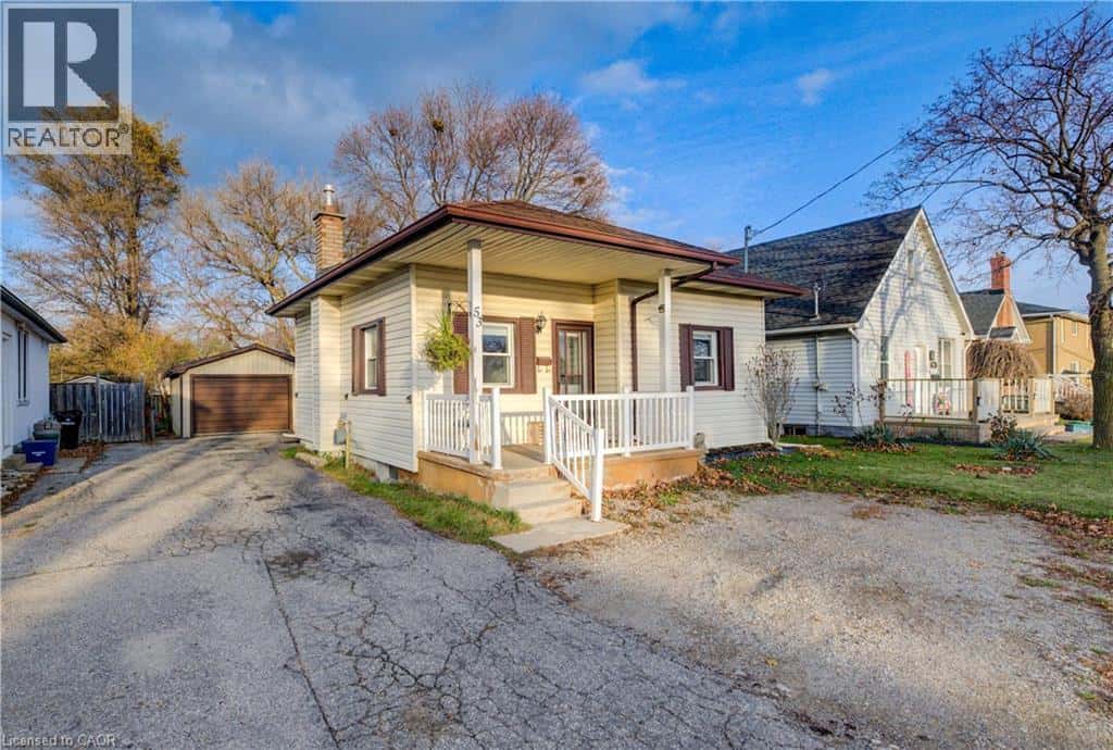 53 NORFOLK Avenue — Cambridge, Ontario - Photo 3 of 41