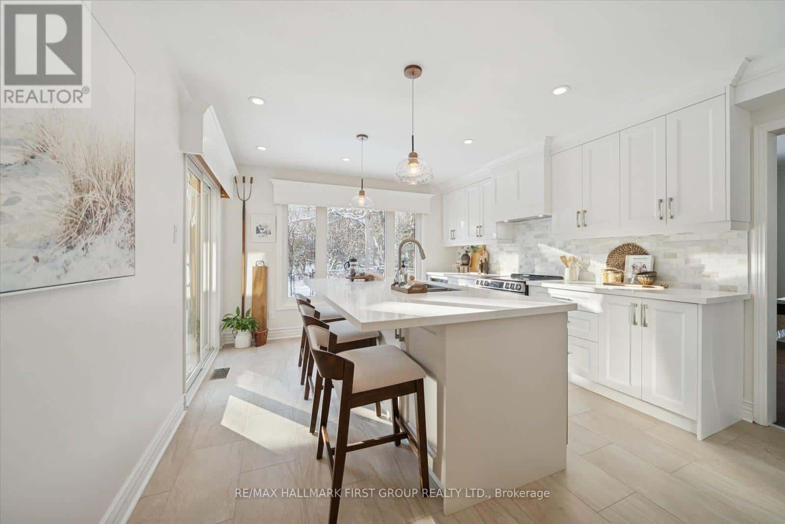 32 FOREST HEIGHTS STREET — Whitby (Pringle Creek), Ontario - Photo 5 of 32