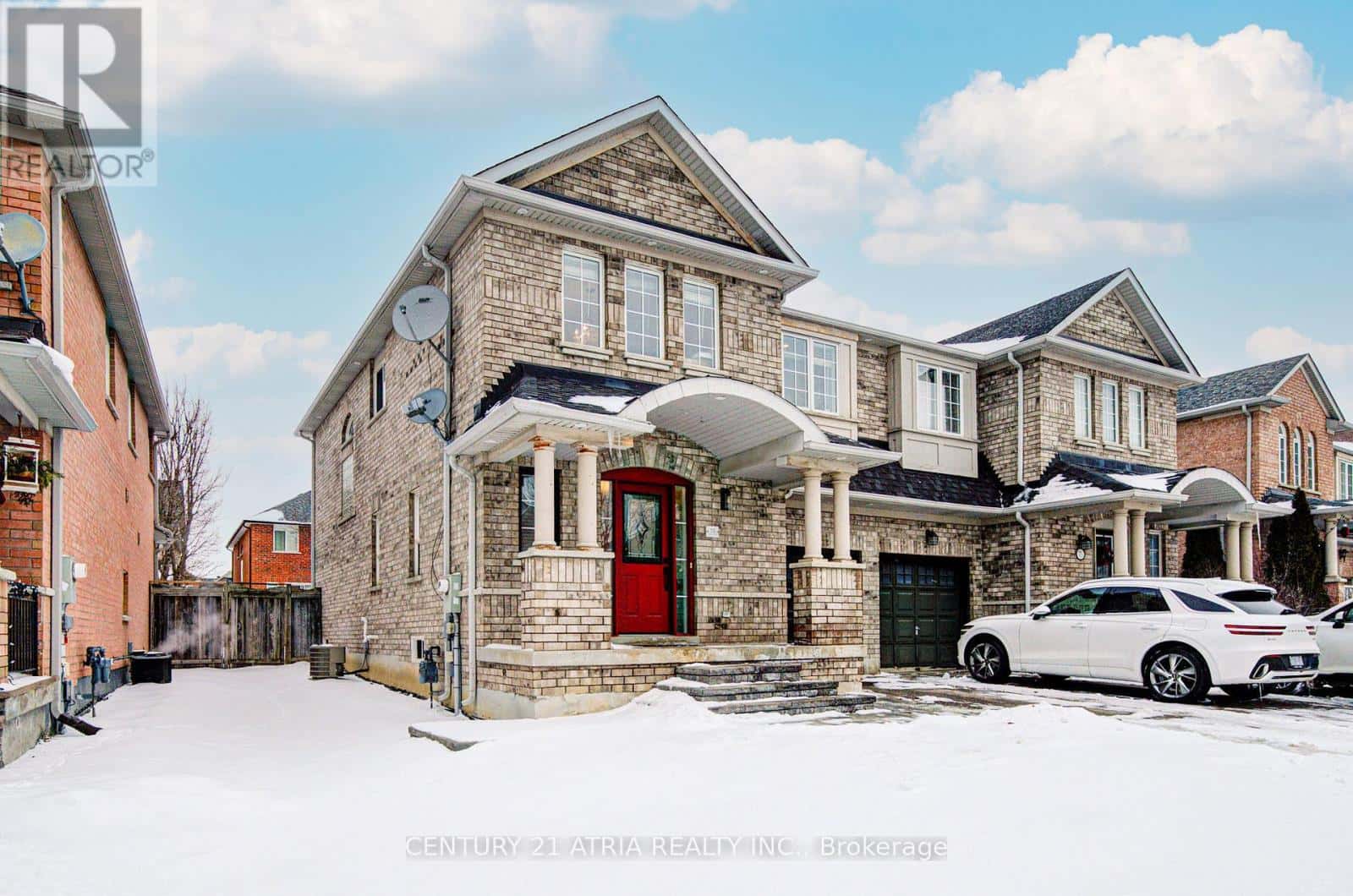 73 STARR CRESCENT — Aurora, Ontario - Photo 2 of 32