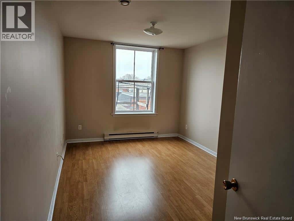 593 Main Street — Sussex, New Brunswick - Photo 5 of 11