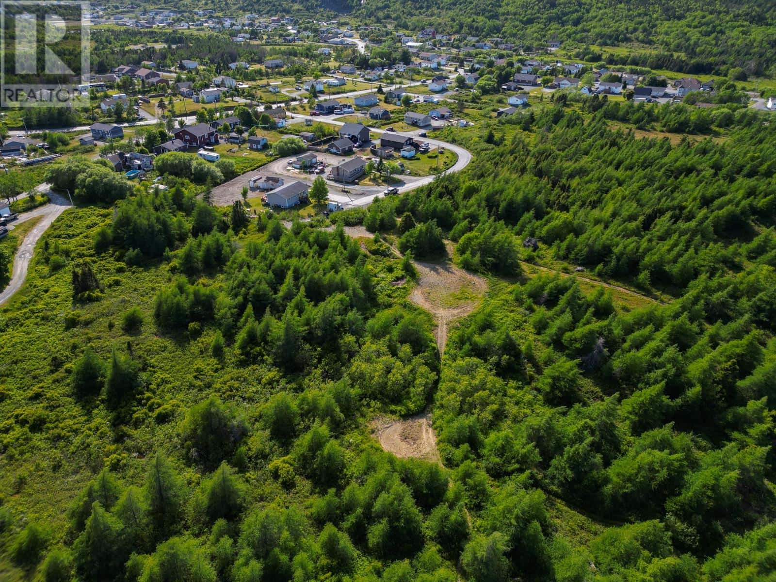 21 Reids Road — Bay Roberts, Newfoundland & Labrador - Photo 5 of 17
