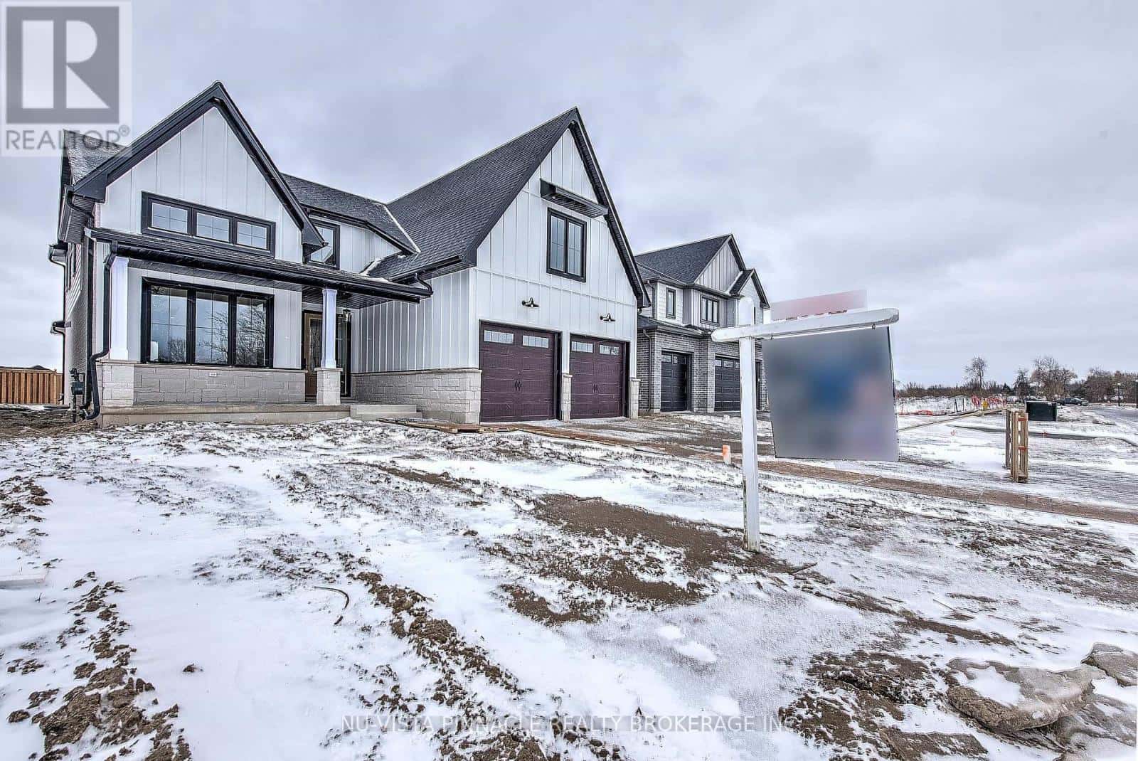 202 HARVEST LANE — Thames Centre, Ontario - Photo 2 of 9