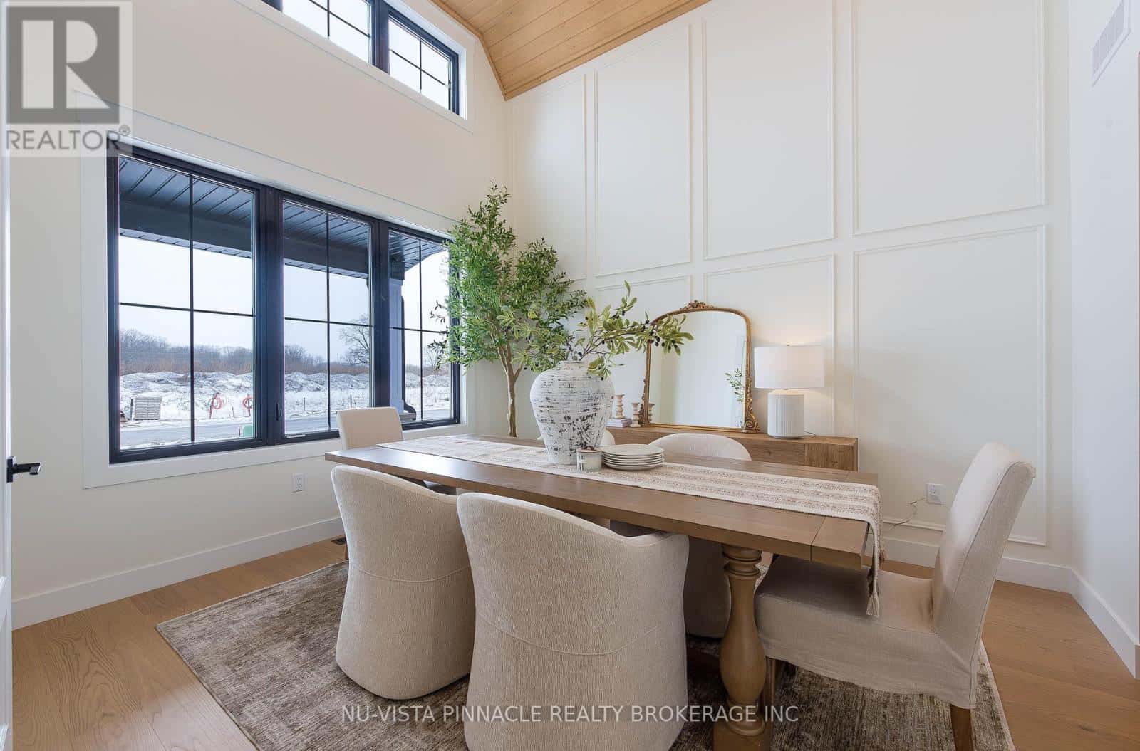 202 HARVEST LANE — Thames Centre, Ontario - Photo 3 of 9