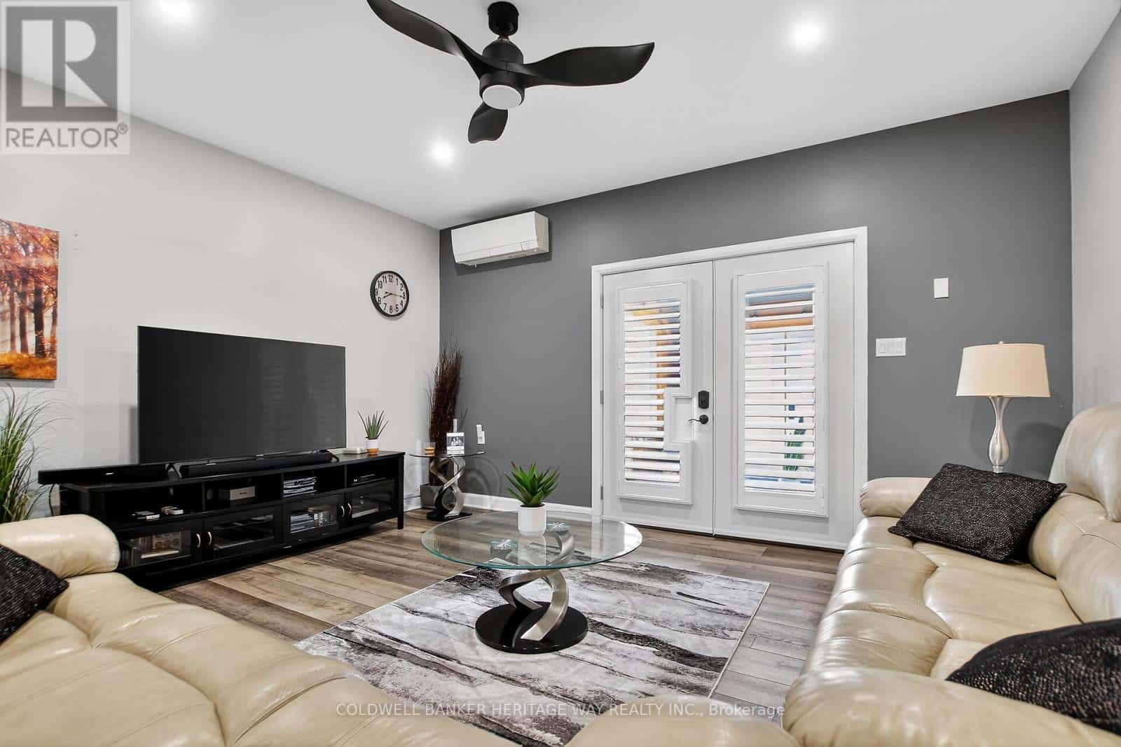 999 ENNIS ROAD — Tay Valley, Ontario - Photo 3 of 101