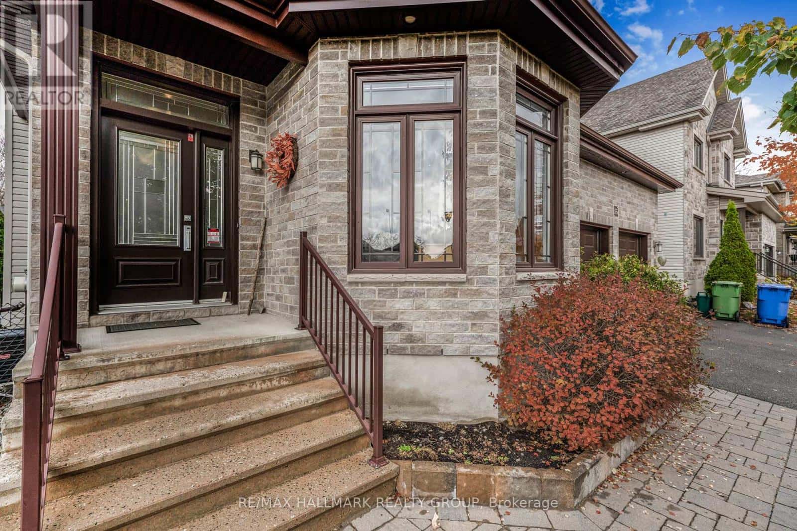 55 CHALUMEAU ROAD N — Gatineau, Ontario - Photo 3 of 43