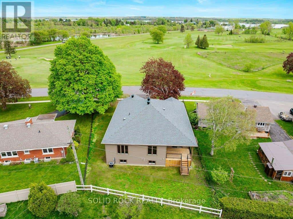 30 LAKEVIEW DRIVE — South Dundas, Ontario - Photo 5 of 50