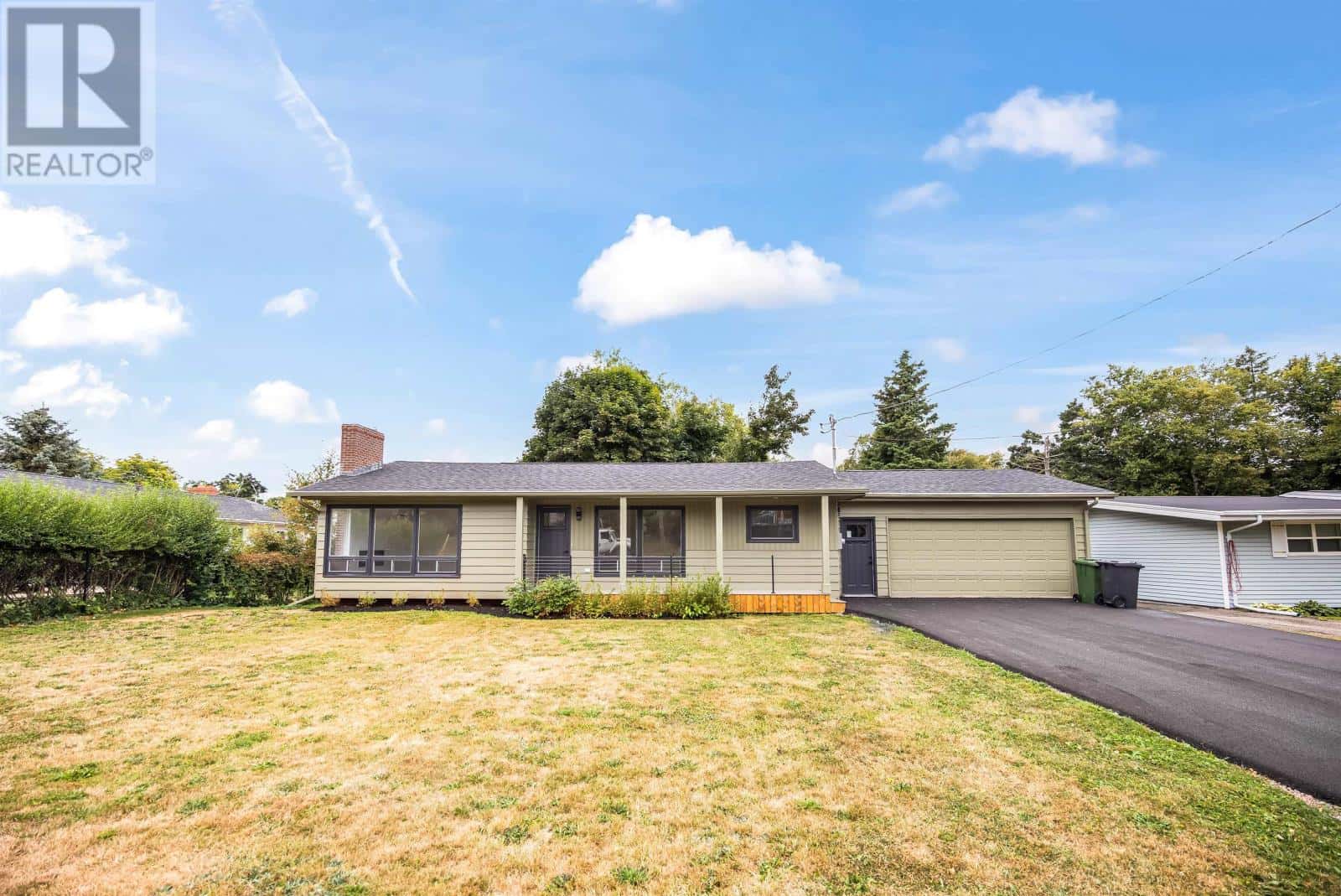 7 Edinburgh Drive — Brighton, Prince Edward Island - Photo 4 of 32