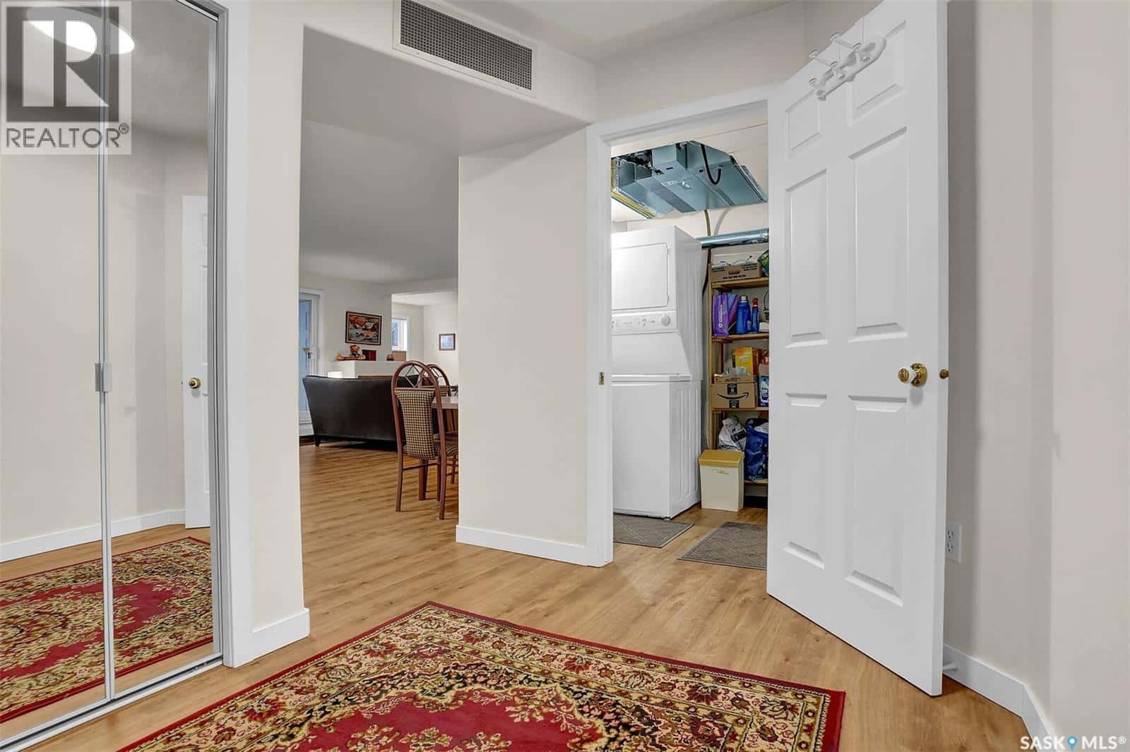 101 2217 Angus STREET — Regina, Saskatchewan - Photo 3 of 29