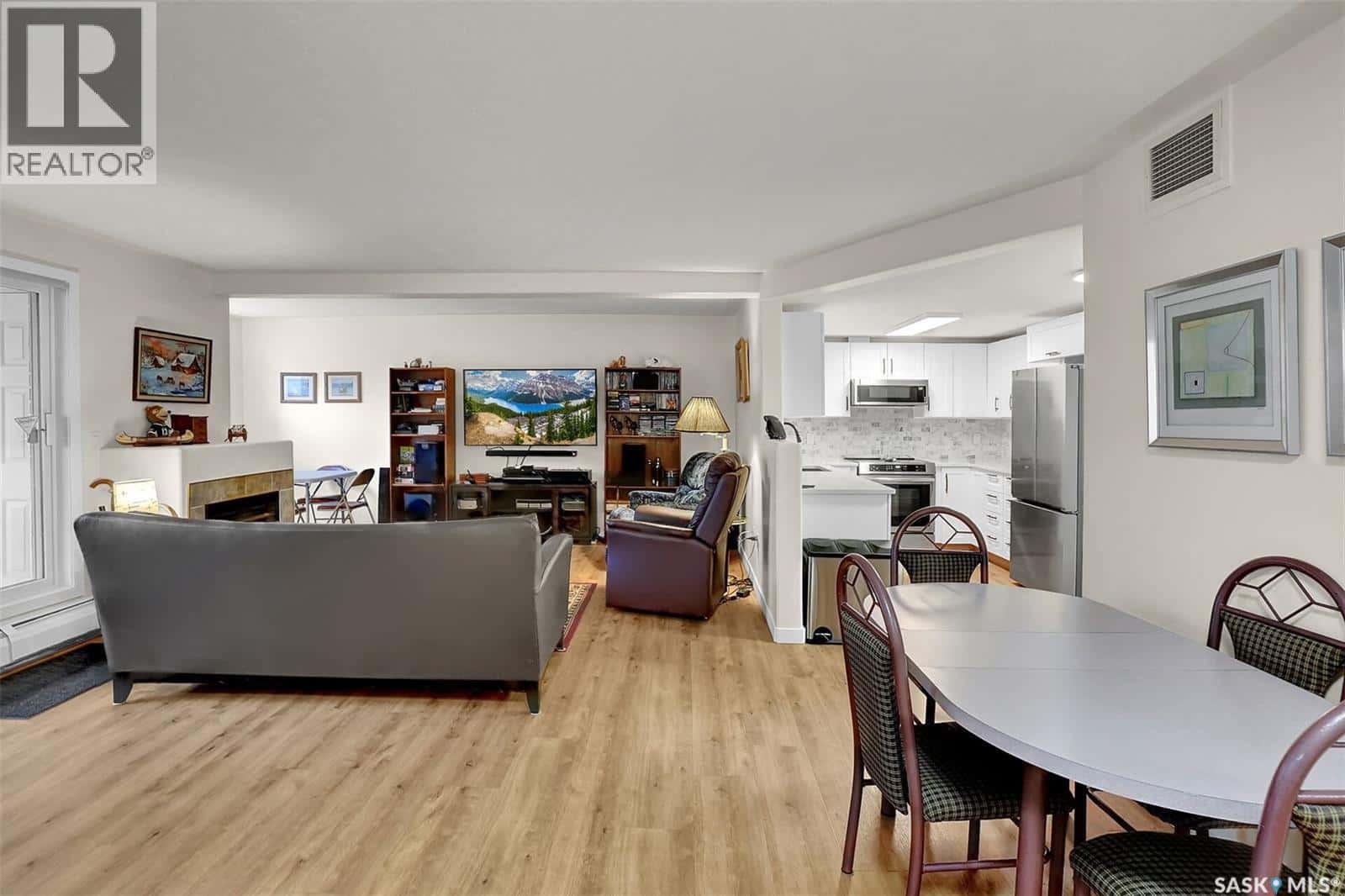 101 2217 Angus STREET — Regina, Saskatchewan - Photo 4 of 29