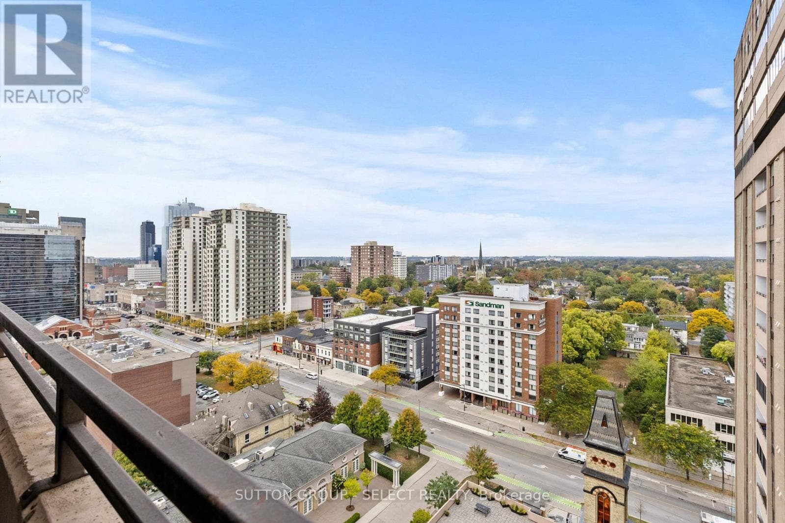 1702 - 380 KING STREET — London East (East K), Ontario - Main photo