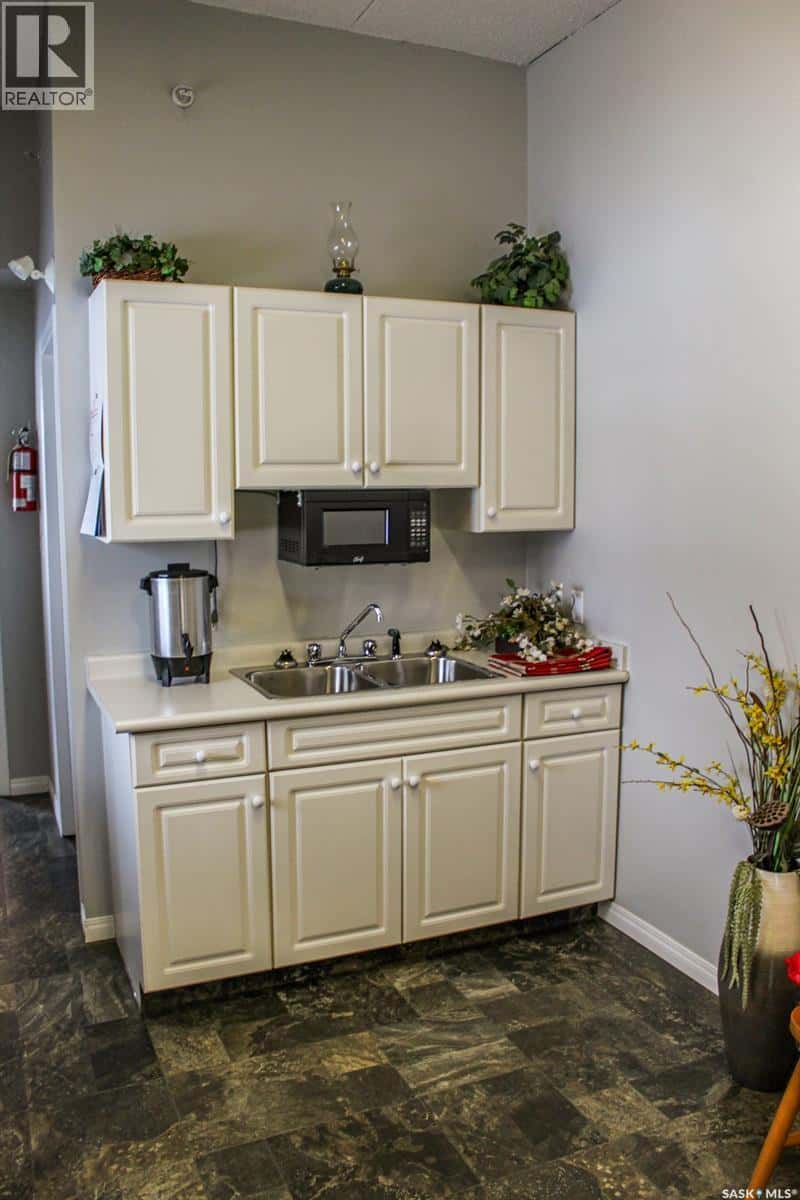 402 211 Crawford AVENUE — Melfort, Saskatchewan - Photo 5 of 21