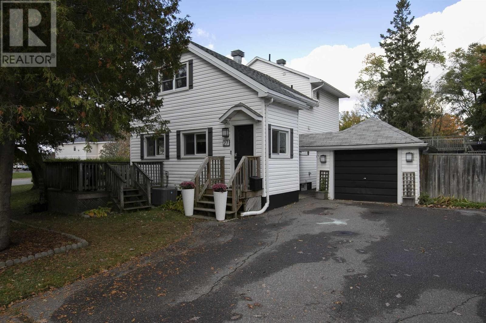 Sault Ste. Marie — Sault Ste. Marie - Main photo