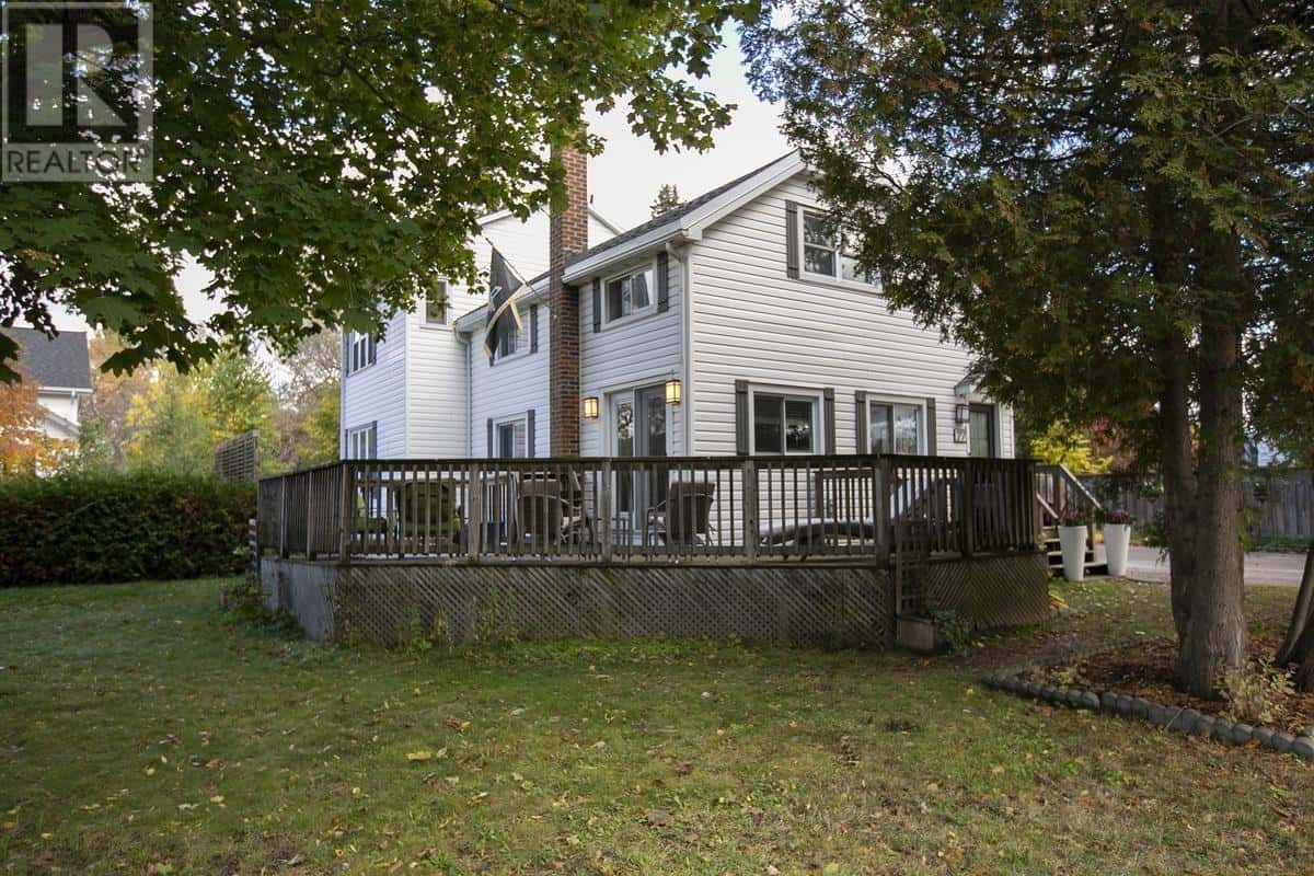 Sault Ste. Marie — Sault Ste. Marie - Photo 2 of 49