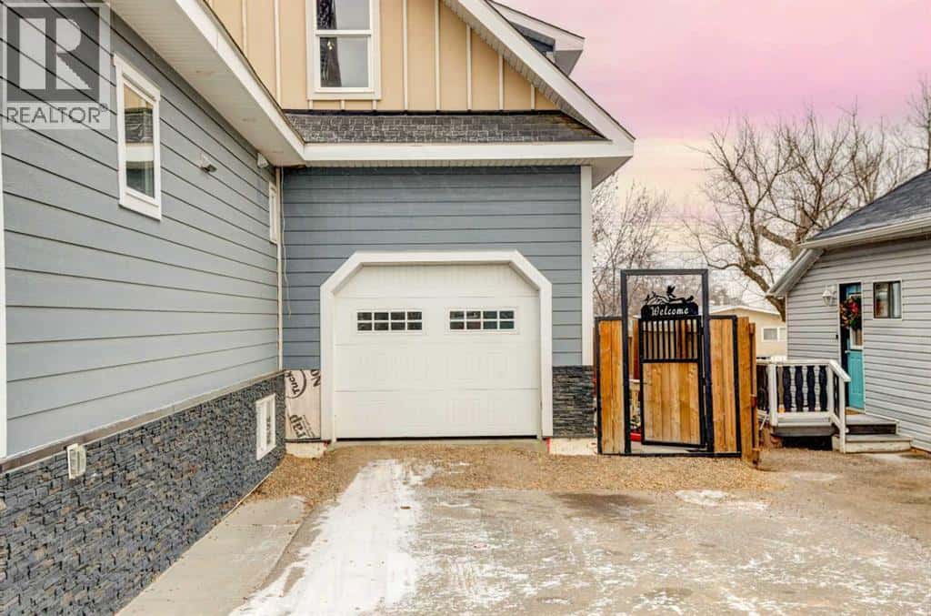 Bow Island — Bow Island - Photo 4 of 49