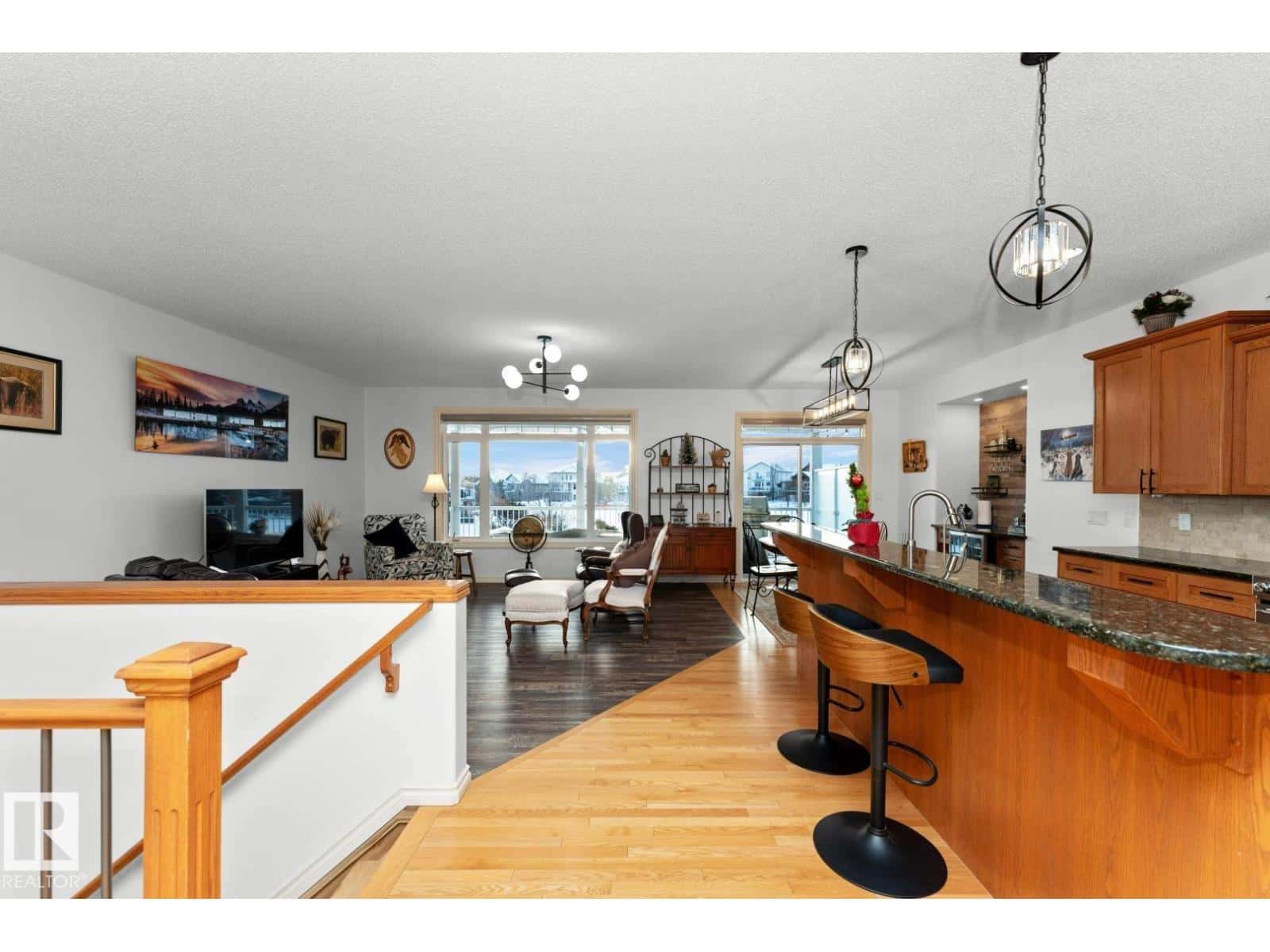 3211 62 ST — Beaumont, Alberta - Photo 5 of 48